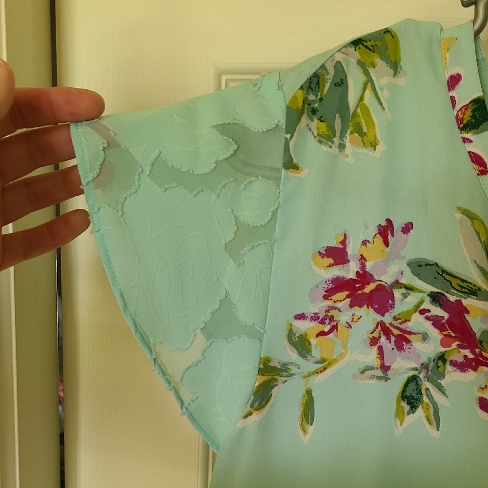 Floral Print Women's Top - Picture 4 of 5